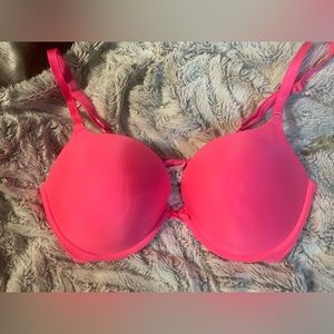 VS hot pink padded underwire push-up bra, EUC, size 36D, deep plunge